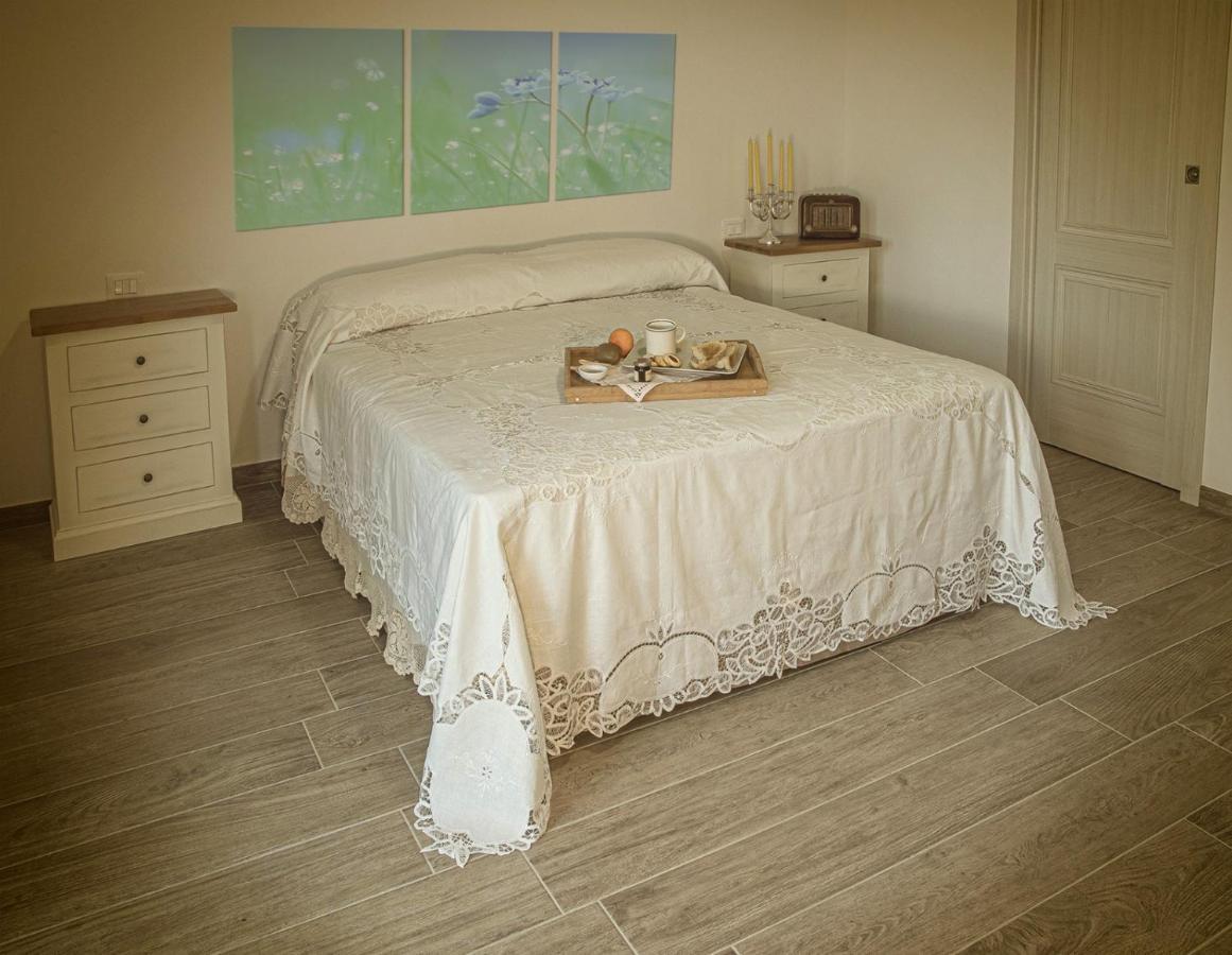 산루포 Agriturismo Albero Del Miele 빌라 외부 사진